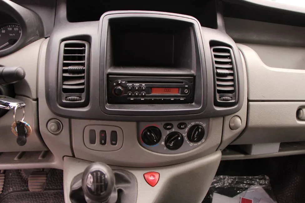 Opel Vivaro 2.0 Cdti EU5 Trekhaak Dakdrager Airco Image 7